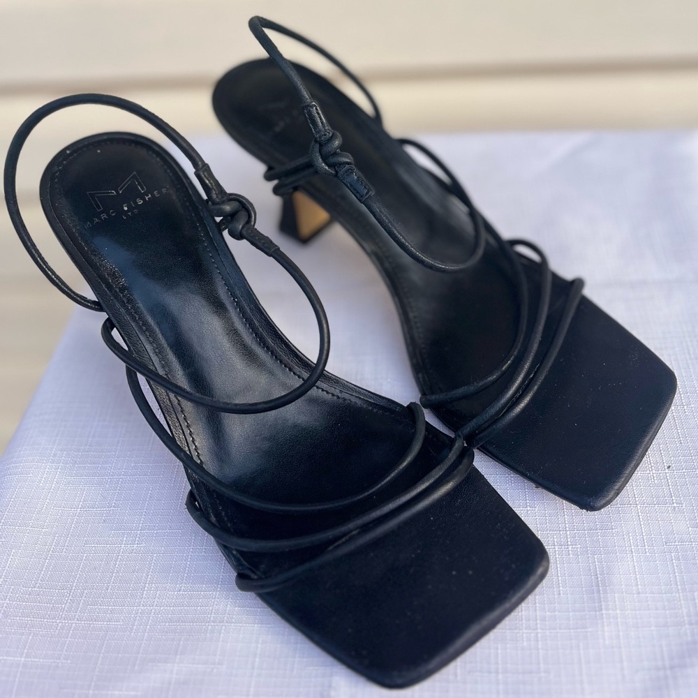 Mark Fisher black low heel sandals, straps across toes and heels, square toe, 7